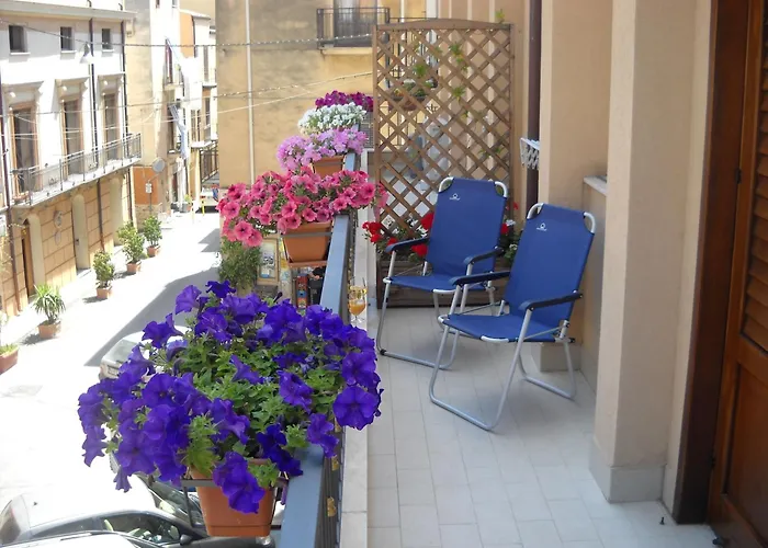 Marconi E Garibaldi 76 Apartment