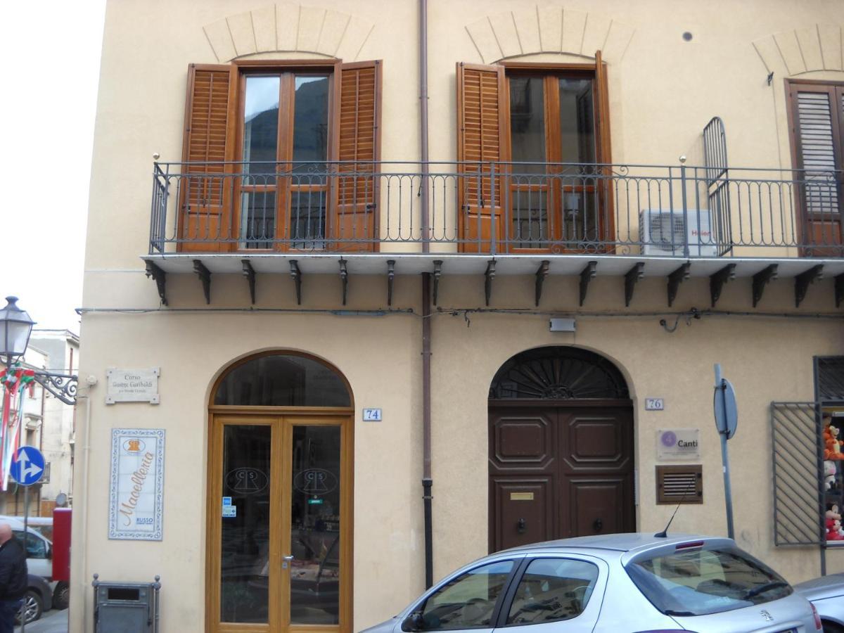 Apartment Marconi E Garibaldi 76 *